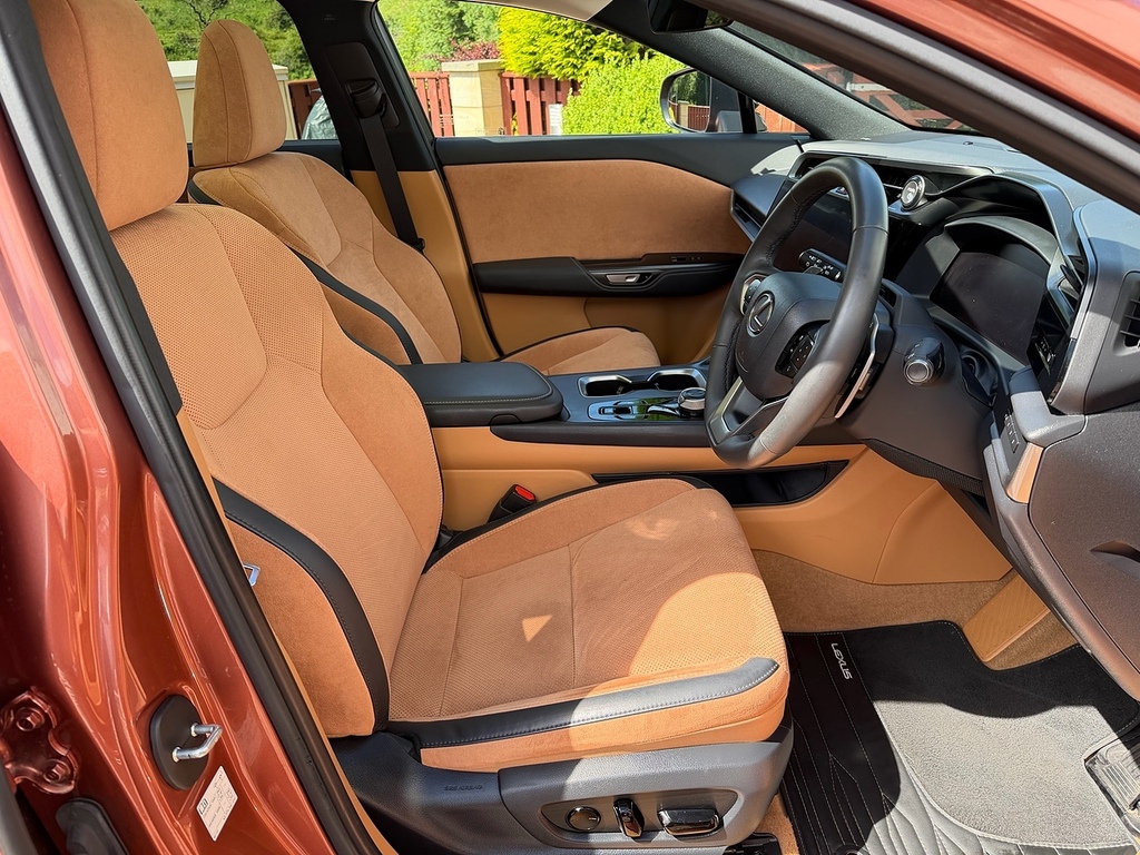 Lexus RZ 300E 150Kw Premium 71 Kwh Grey #46