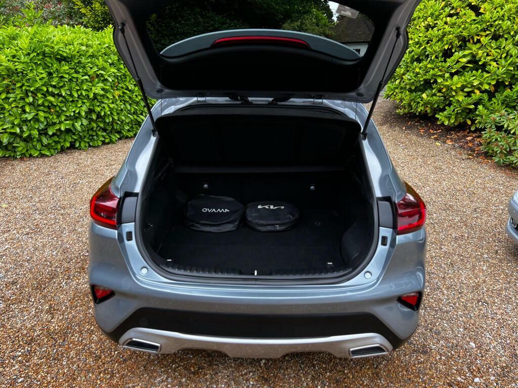 Kia Xceed 2 Silver #20