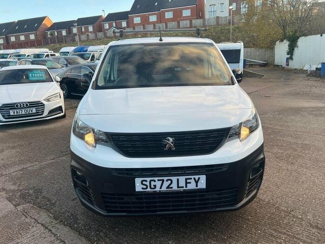 Peugeot Partner Bluehdi 1000 Professional Premium SG72LFY White #5
