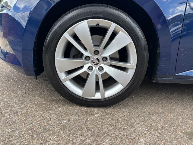 Skoda Superb Tdi Se L Executive Blue #4