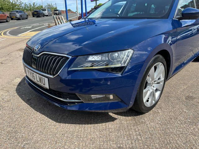 Skoda Superb Tdi Se L Executive Blue #5