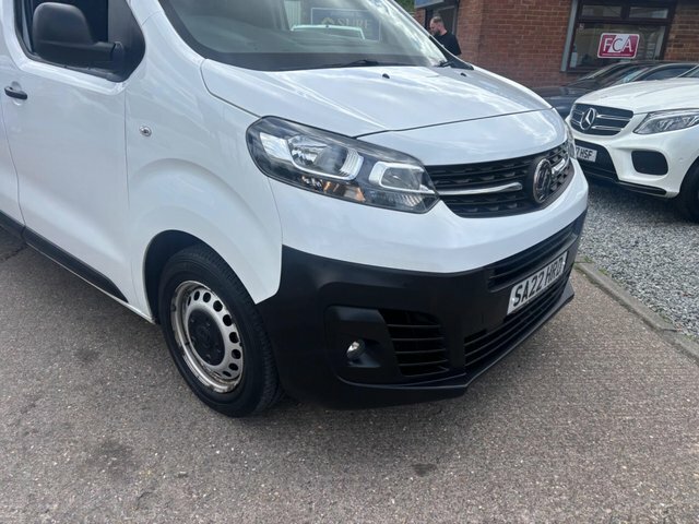 Vauxhall Vivaro Turbo D 2900 Dynamic White #6