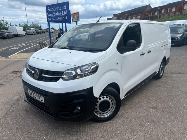 Vauxhall Vivaro Turbo D 2900 Dynamic White