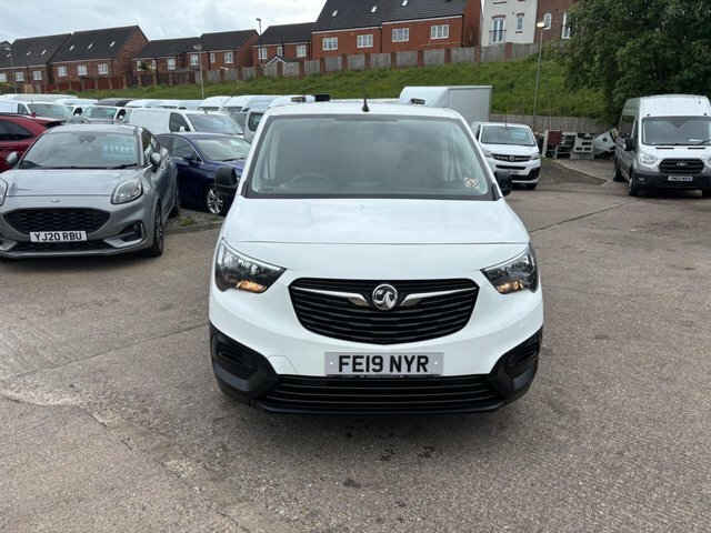 Vauxhall Combo Turbo D 2300 Edition White #4