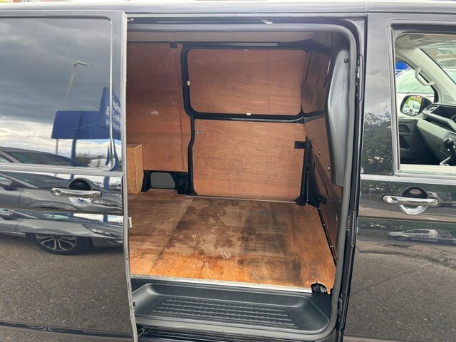 Volkswagen Transporter 2.0 Tdi 110 Highline Van Blue #16