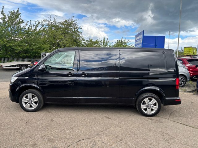 Volkswagen Transporter Tdi T32 Highline Panel Black #6