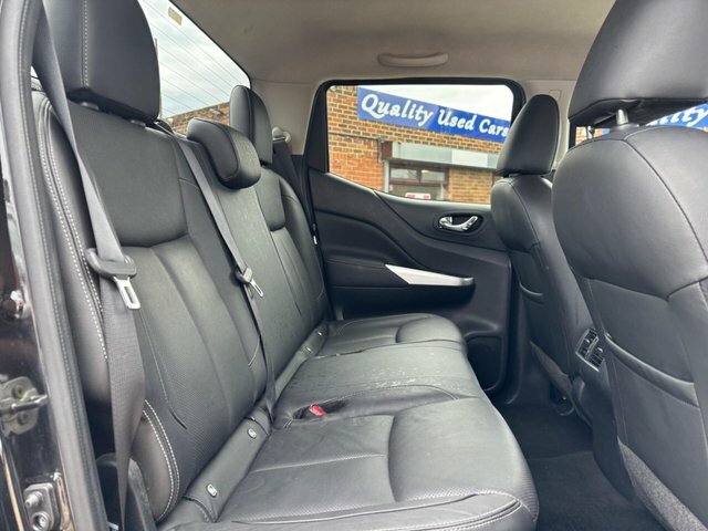 Nissan Navara Double Cab Pick Up Yellow #14