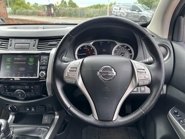 Nissan Navara Double Cab Pick Up Yellow #16