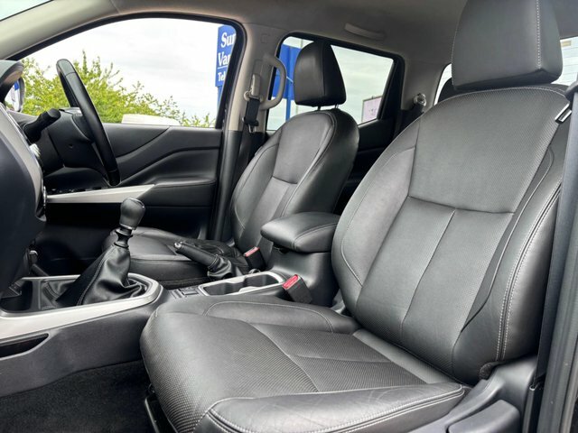 Nissan Navara Double Cab Pick Up Yellow #23