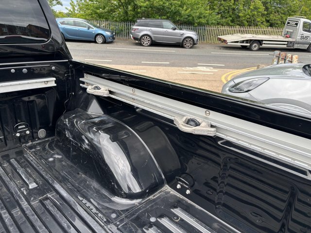 Nissan Navara Double Cab Pick Up Yellow #25