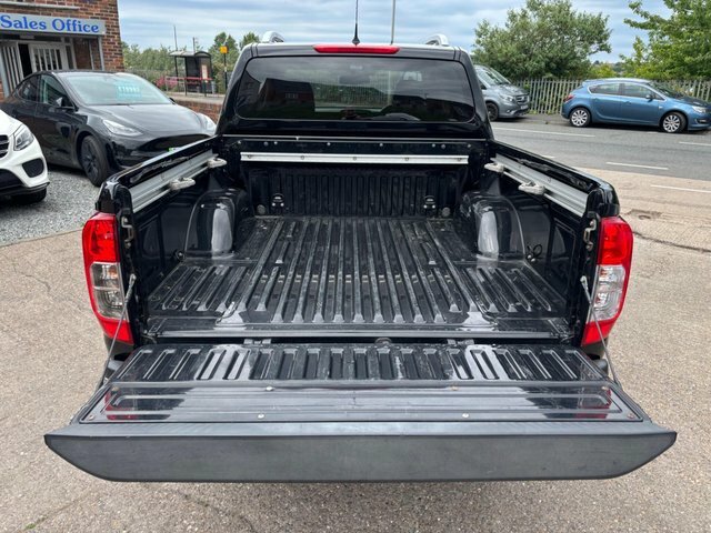 Nissan Navara Double Cab Pick Up Yellow #21