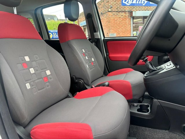 Fiat Panda 1.2 Lounge 69 Bhp White #13