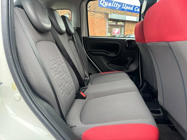 Fiat Panda 1.2 Lounge 69 Bhp White #17
