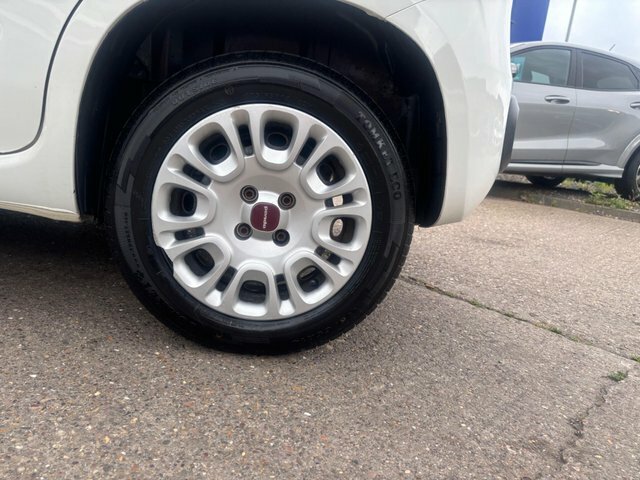 Fiat Panda 1.2 Lounge 69 Bhp White #7