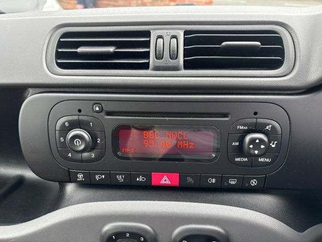 Fiat Panda 1.2 Lounge 69 Bhp White #21