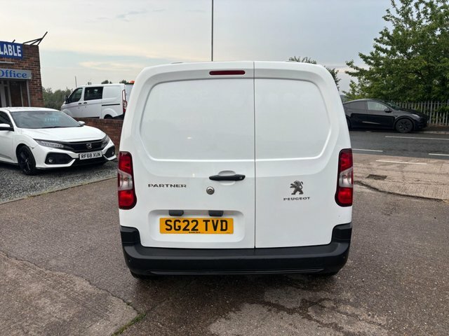 Peugeot Partner Professional Premium White #10