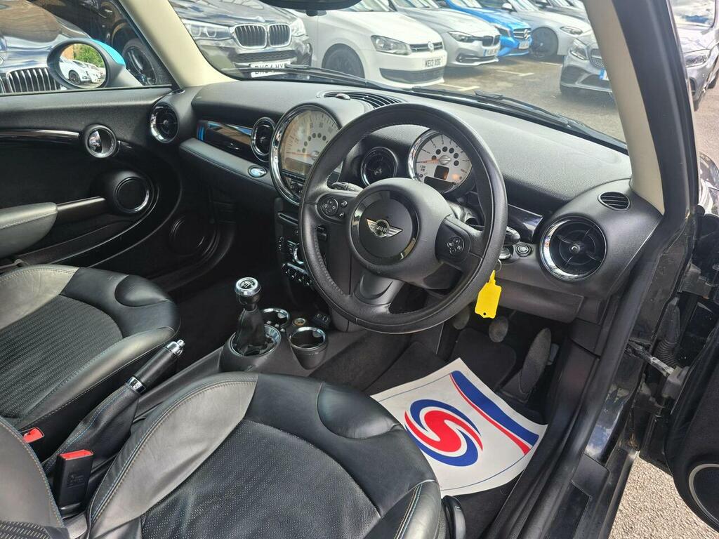 Mini Hatch 1.6 One Baker Street Euro 6 Black #21