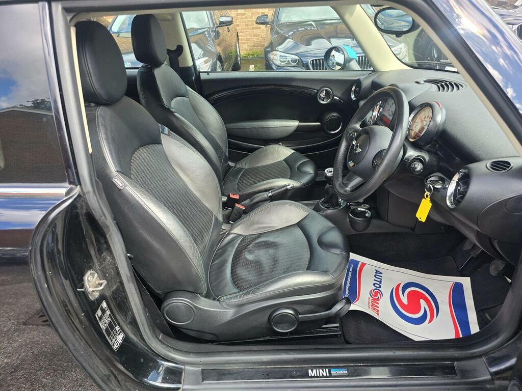 Mini Hatch 1.6 One Baker Street Euro 6 Black #30