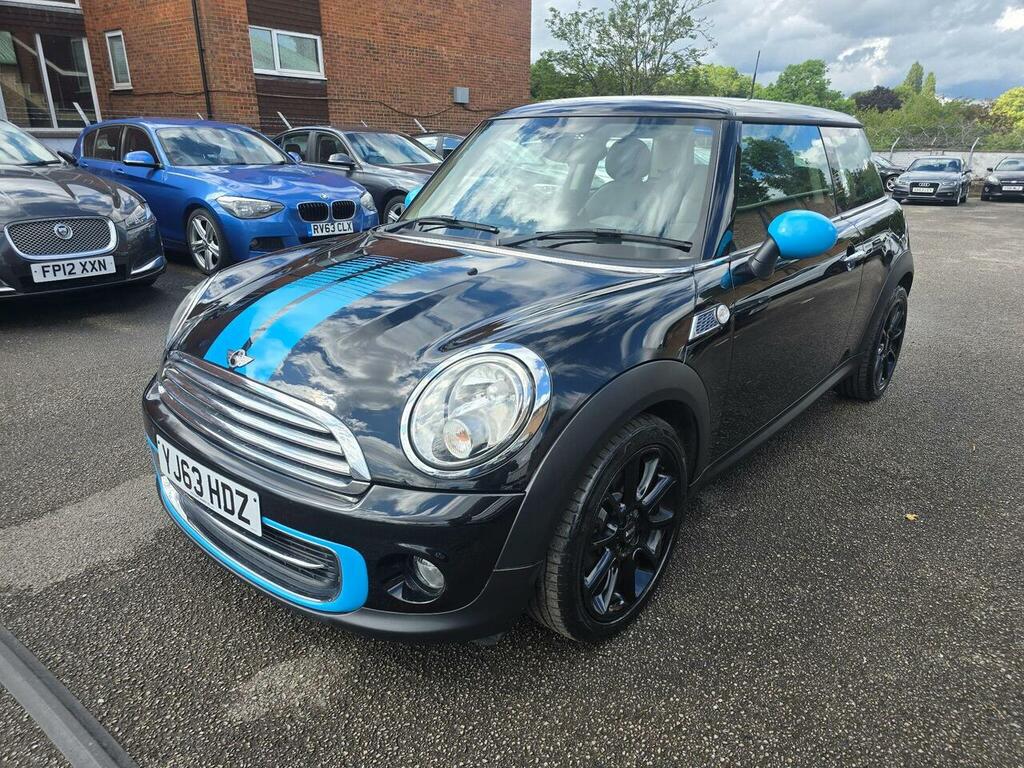 Mini Hatch 1.6 Cooper Bayswater Euro 6 Ss Black