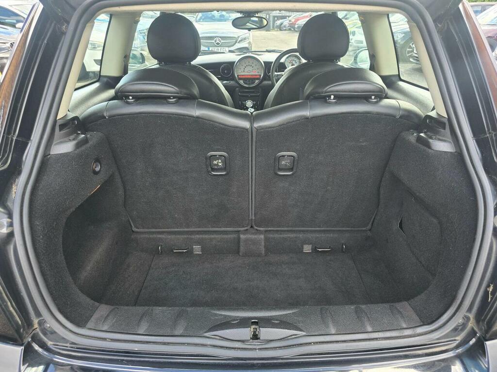 Mini Hatch 1.6 One Baker Street Euro 6 Black #37