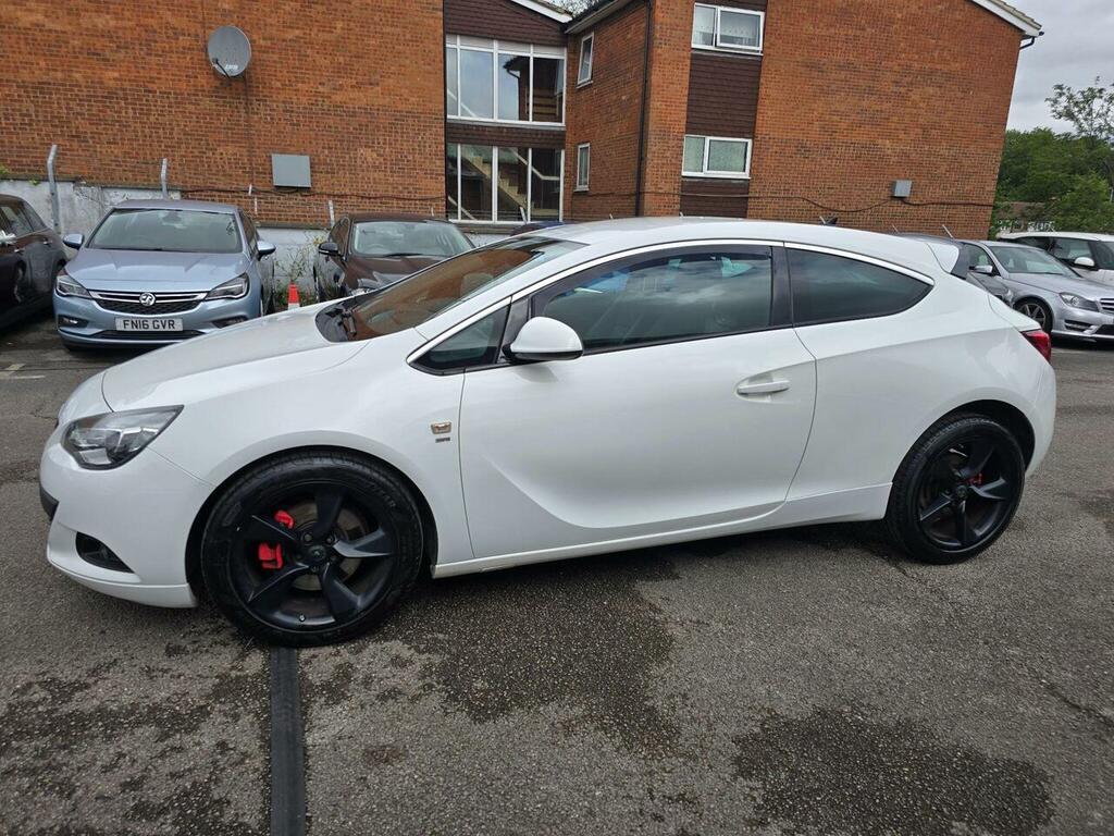 Vauxhall Astra GTC 1.4I Turbo Sri Euro 6 Ss White #4