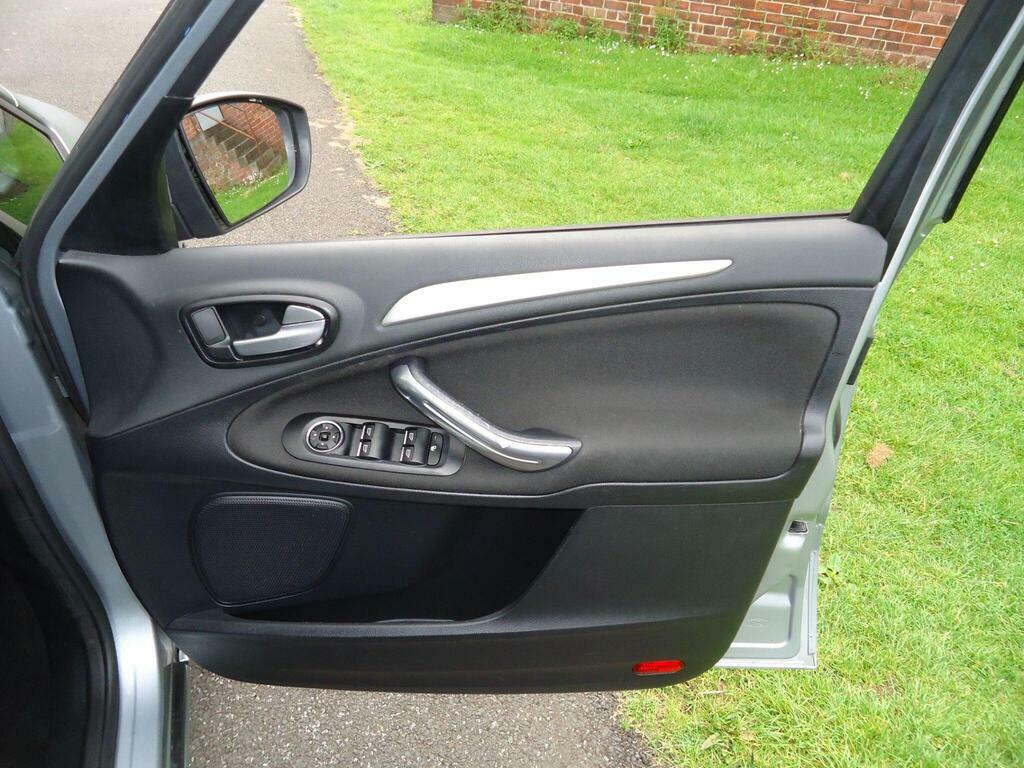 Ford S-Max 2.0 Tdci Titanium Mpv Euro 5 16 Blue #33