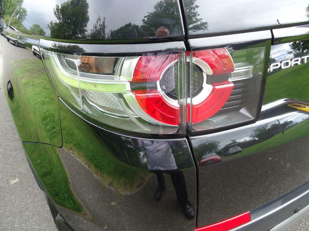 Land Rover Discovery Sport Se Tech Black #52
