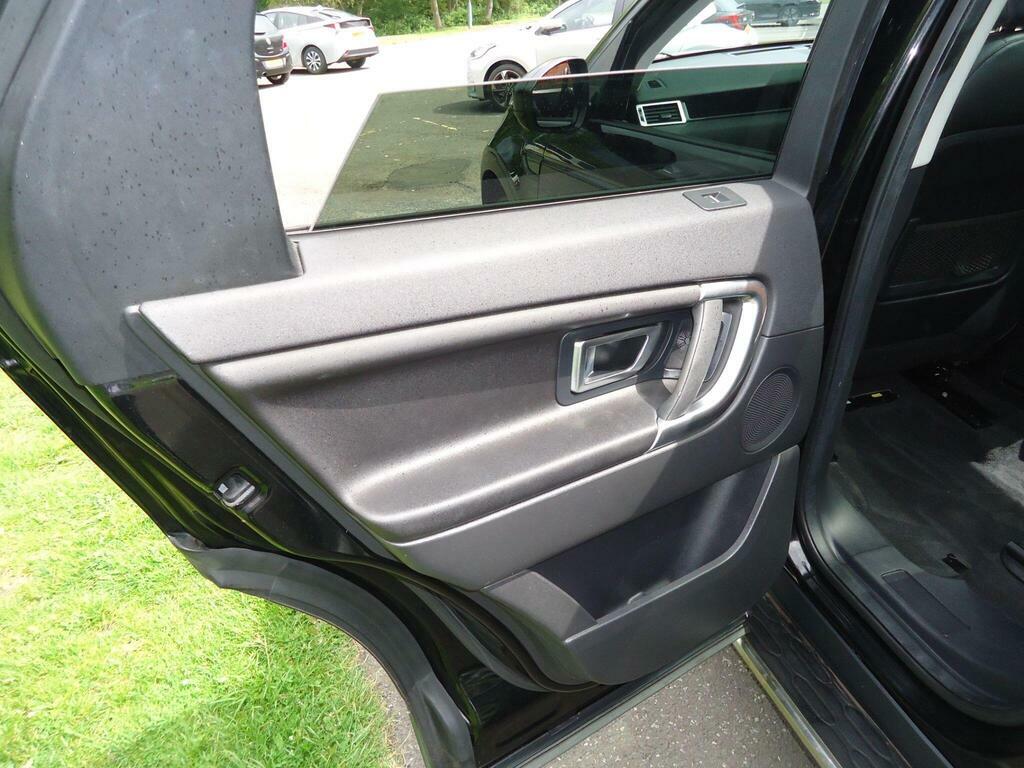 Land Rover Discovery Sport Se Tech Black #31