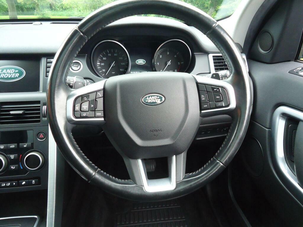 Land Rover Discovery Sport Se Tech Black #17