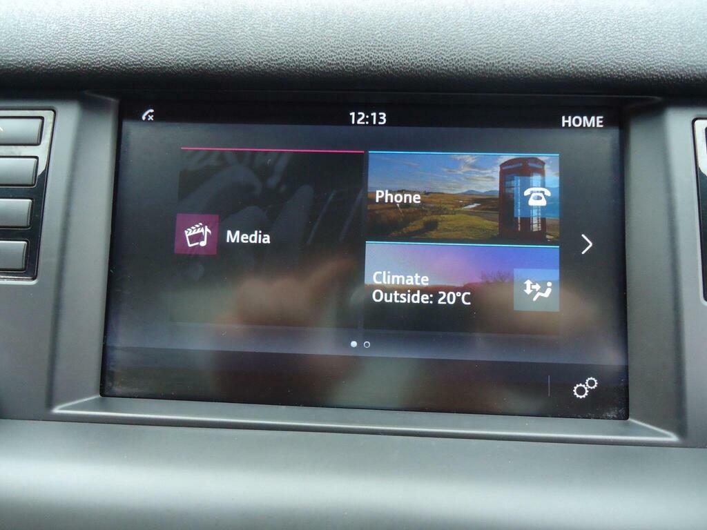 Land Rover Discovery Sport Se Tech Black #22