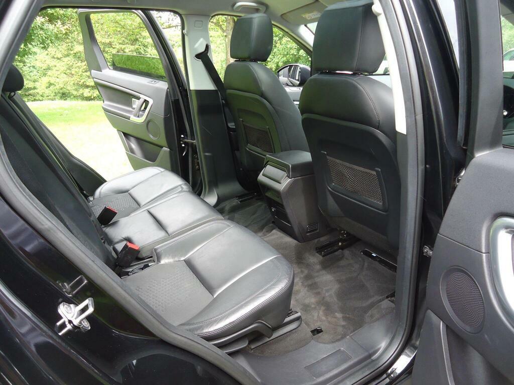 Land Rover Discovery Sport Se Tech Black #26