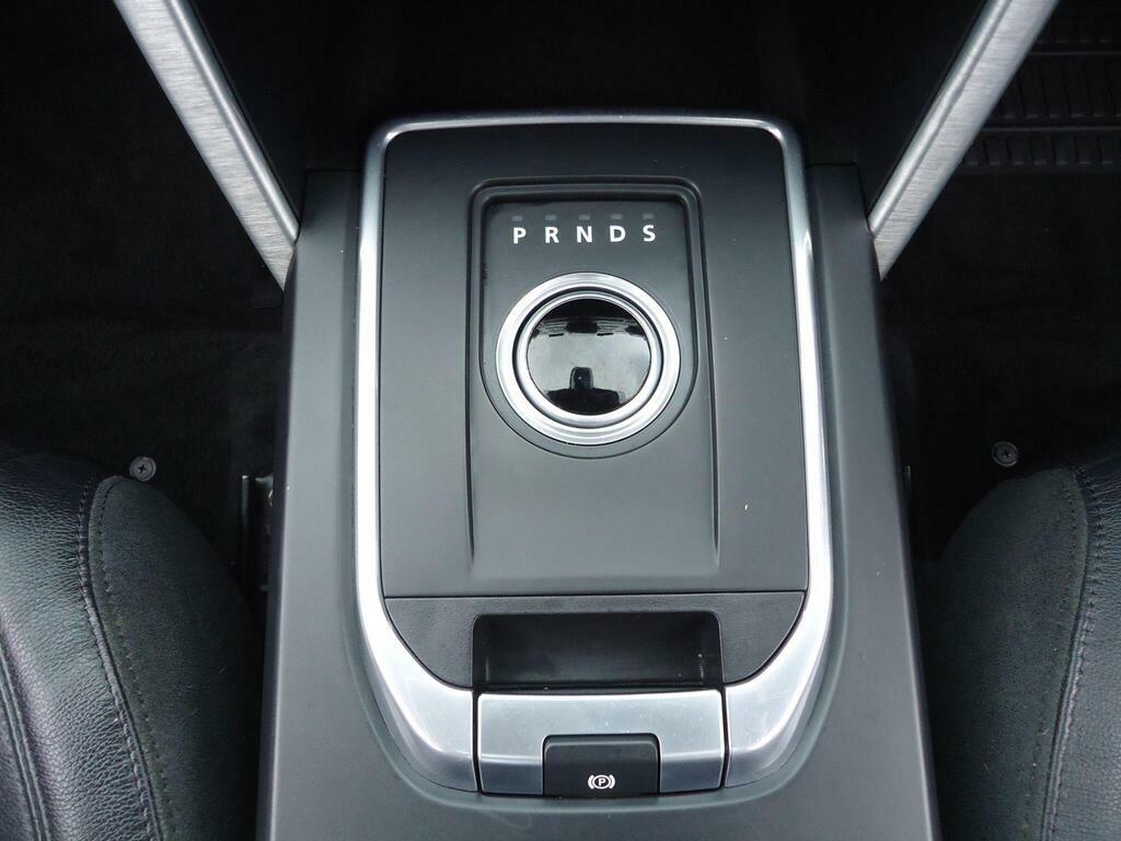 Land Rover Discovery Sport Se Tech Black #13