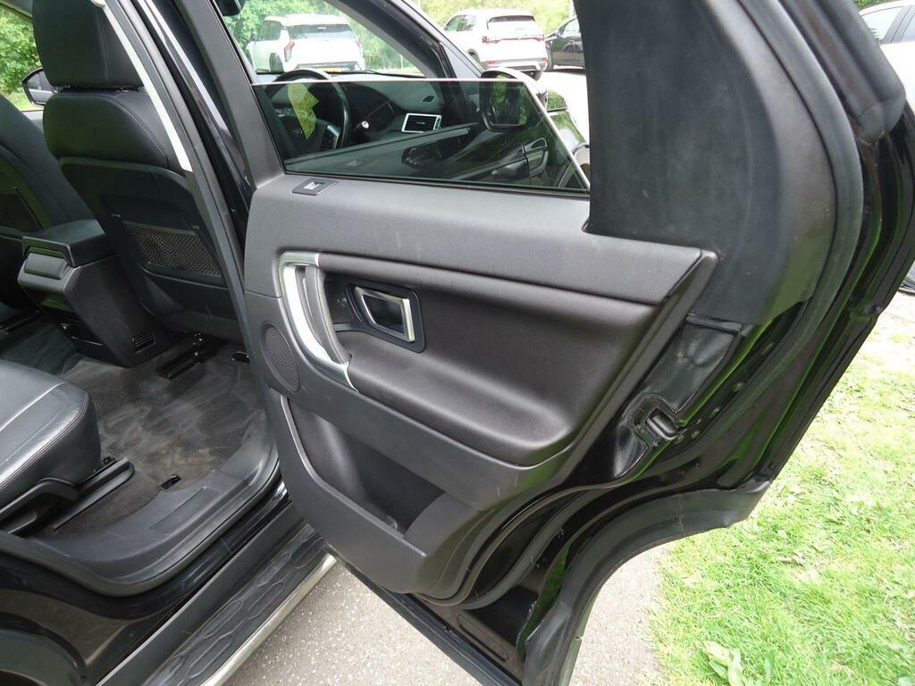 Land Rover Discovery Sport Se Tech Black #27