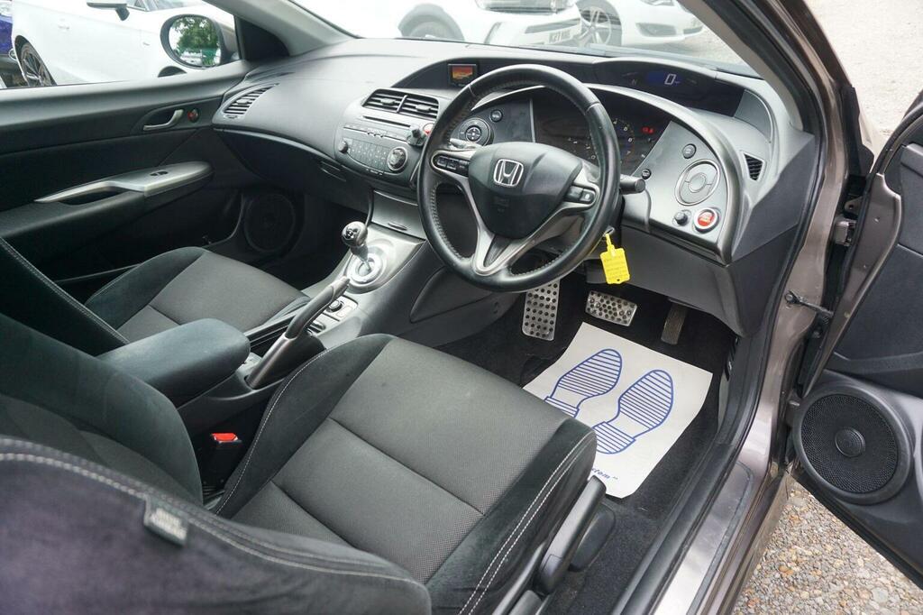 Honda Civic Hatchback 1.4 I-vtec Type S I-shift 201161 Brown #2