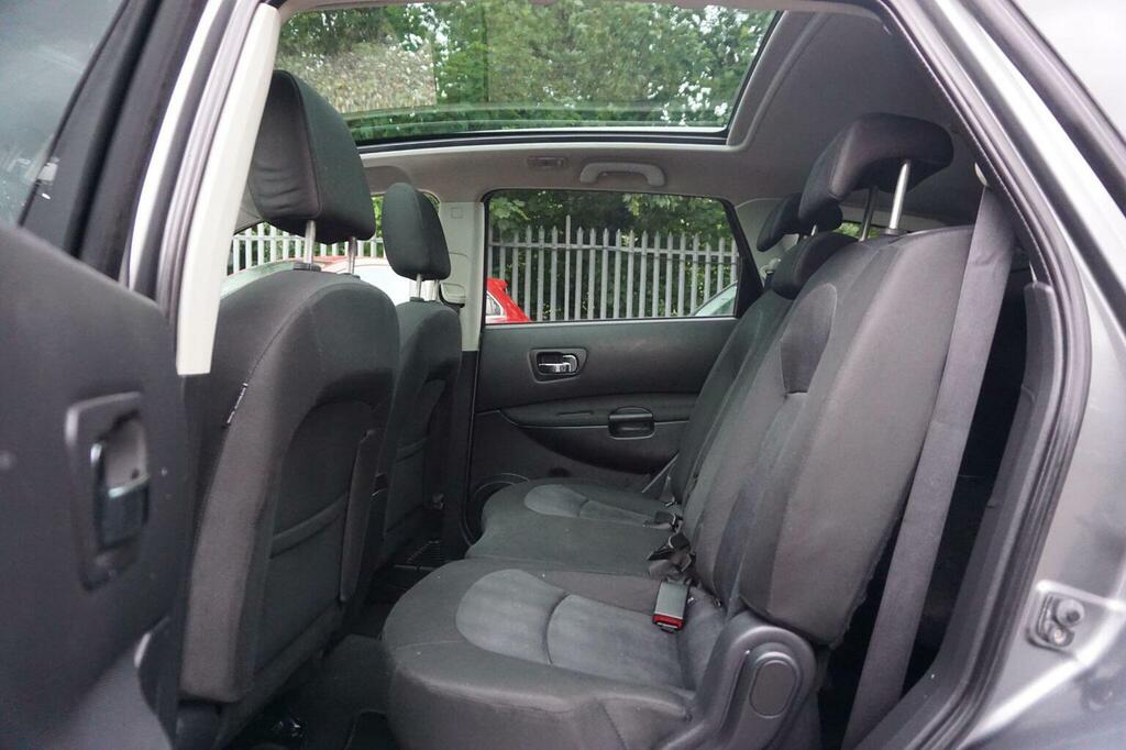 Nissan Qashqai+2 Hatchback Plus 2 N-tec Plus 2012 Black #21