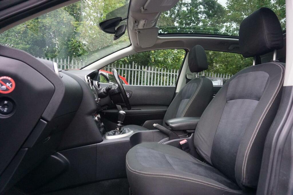 Nissan Qashqai+2 Hatchback Plus 2 N-tec Plus 2012 Black #13