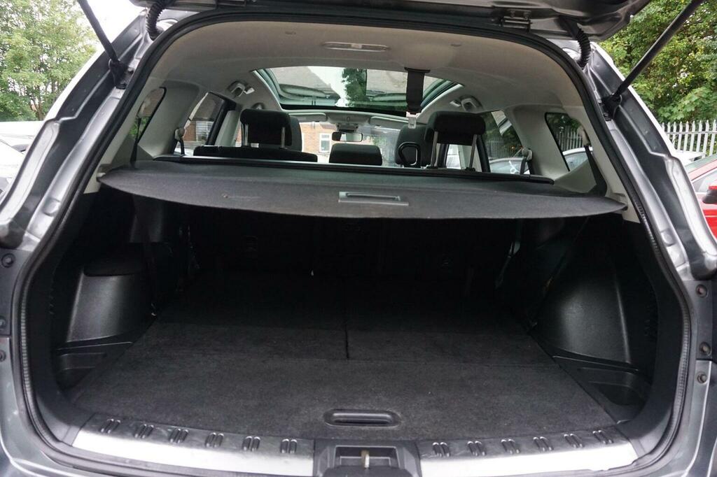 Nissan Qashqai+2 Hatchback Plus 2 N-tec Plus 2012 Black #24