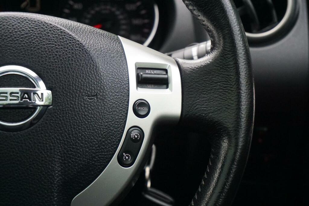 Nissan Qashqai+2 Hatchback Plus 2 N-tec Plus 2012 Black #15