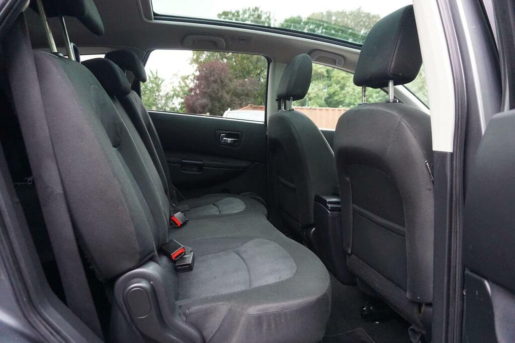 Nissan Qashqai+2 Hatchback Plus 2 N-tec Plus 2012 Black #20