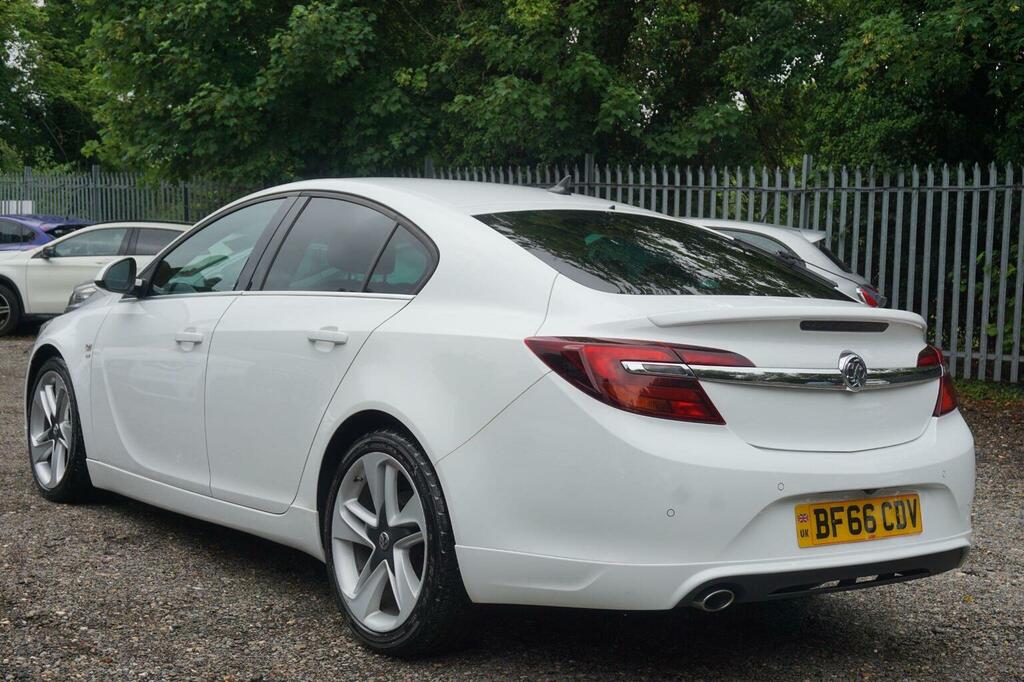 Vauxhall Insignia 2.0 Cdti Ecoflex Sri VX Line Nav Euro 6 Ss White #2