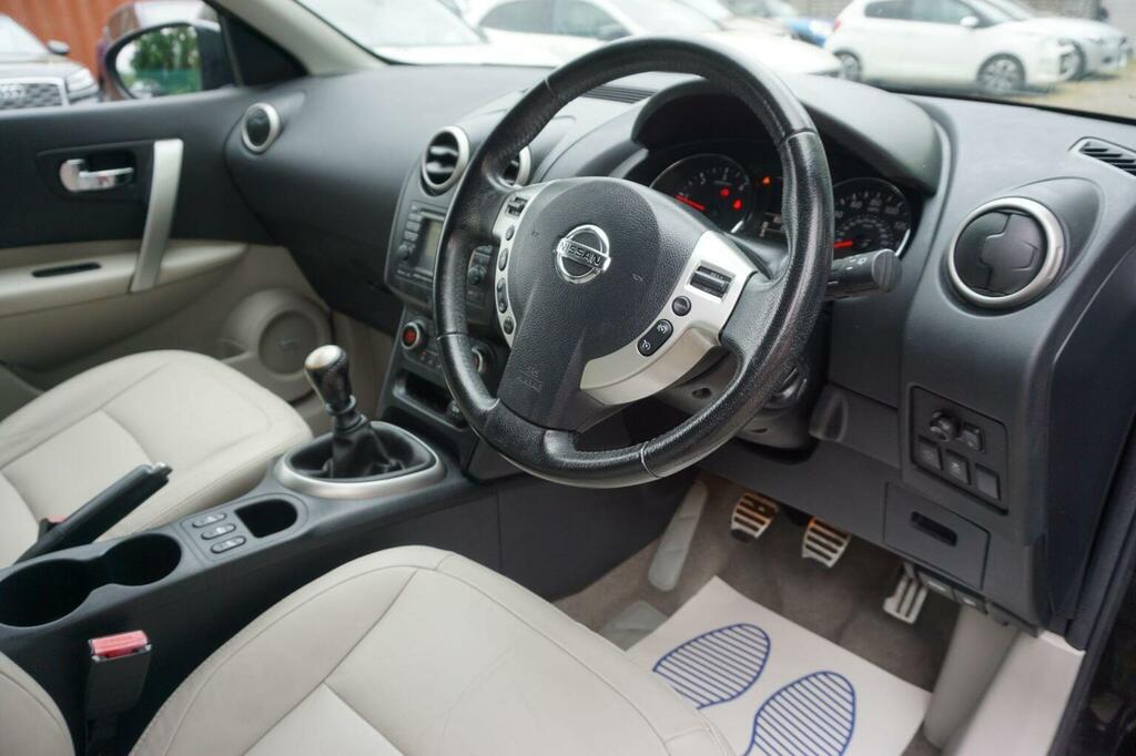 Nissan Qashqai+2 1.5 Dci 110 360 Red #23