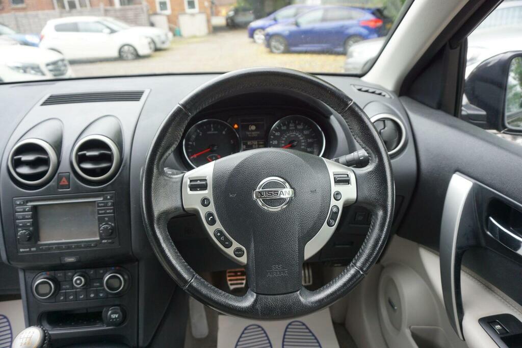 Nissan Qashqai+2 1.5 Dci 110 360 Red #25