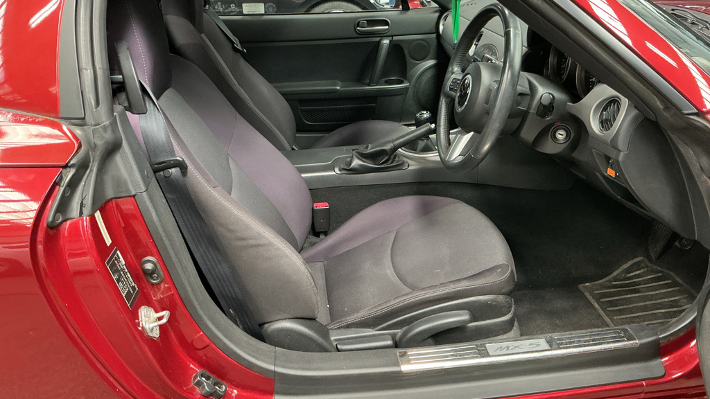 Mazda MX-5  Red #11