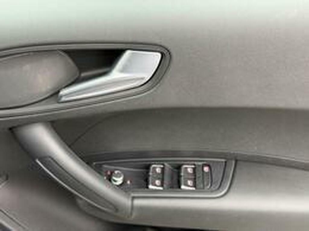 Audi A1 1.6 Tdi S Line White #13