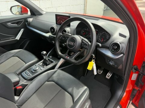 Audi Q2 1.6 Tdi S Orange #2