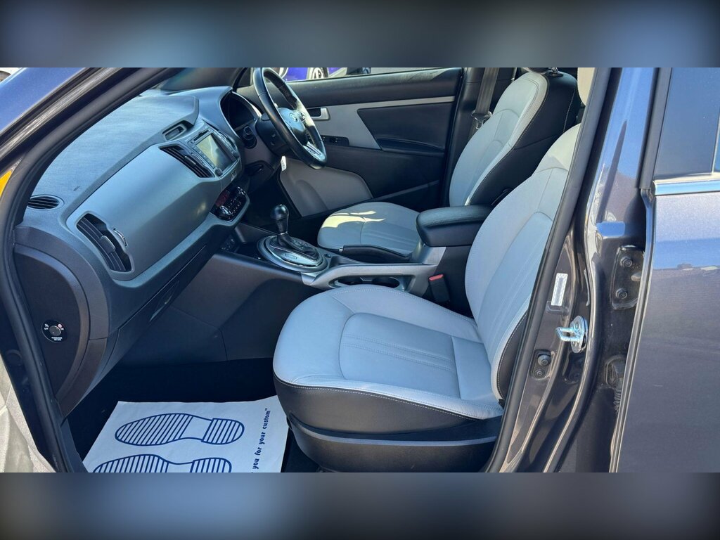 Kia Sportage 2 White #15