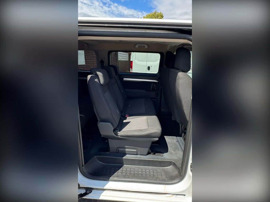 Toyota PROACE 1.5D Icon Medium Panel Van Mwb Euro 6 6Dr White #18