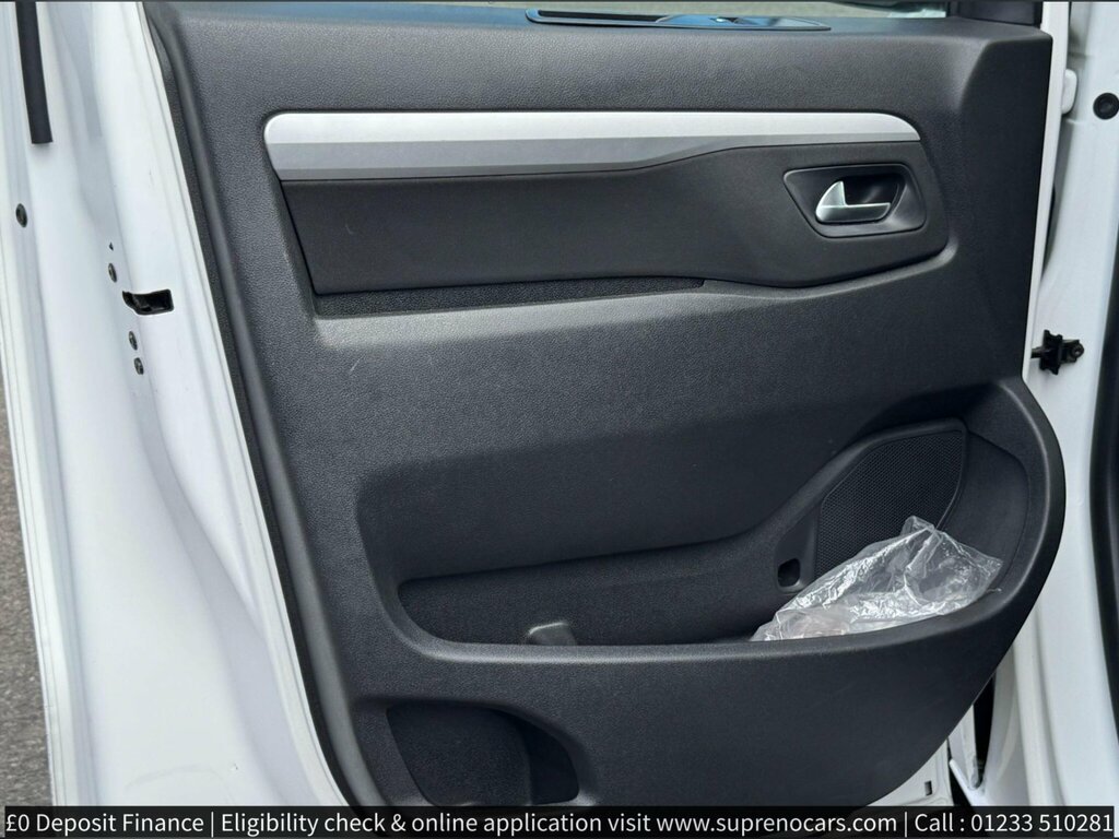 Toyota PROACE 1.5D Icon Medium Panel Van Mwb Euro 6 6Dr White #28