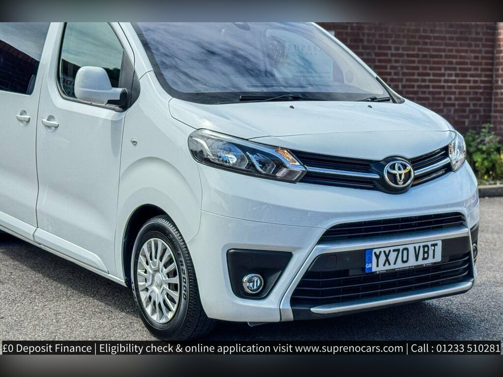 Toyota PROACE 1.5D Shuttle Medium Mpv Mwb Euro 6 Ss 9 Se White #4