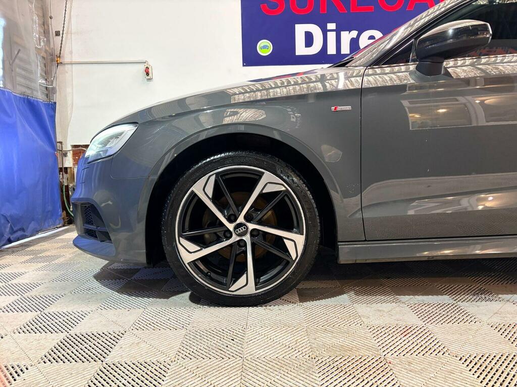 Audi A3 Saloon 1.5 Tfsi Cod 35 Black Edition S Tronic Euro FP68XFF Grey #5